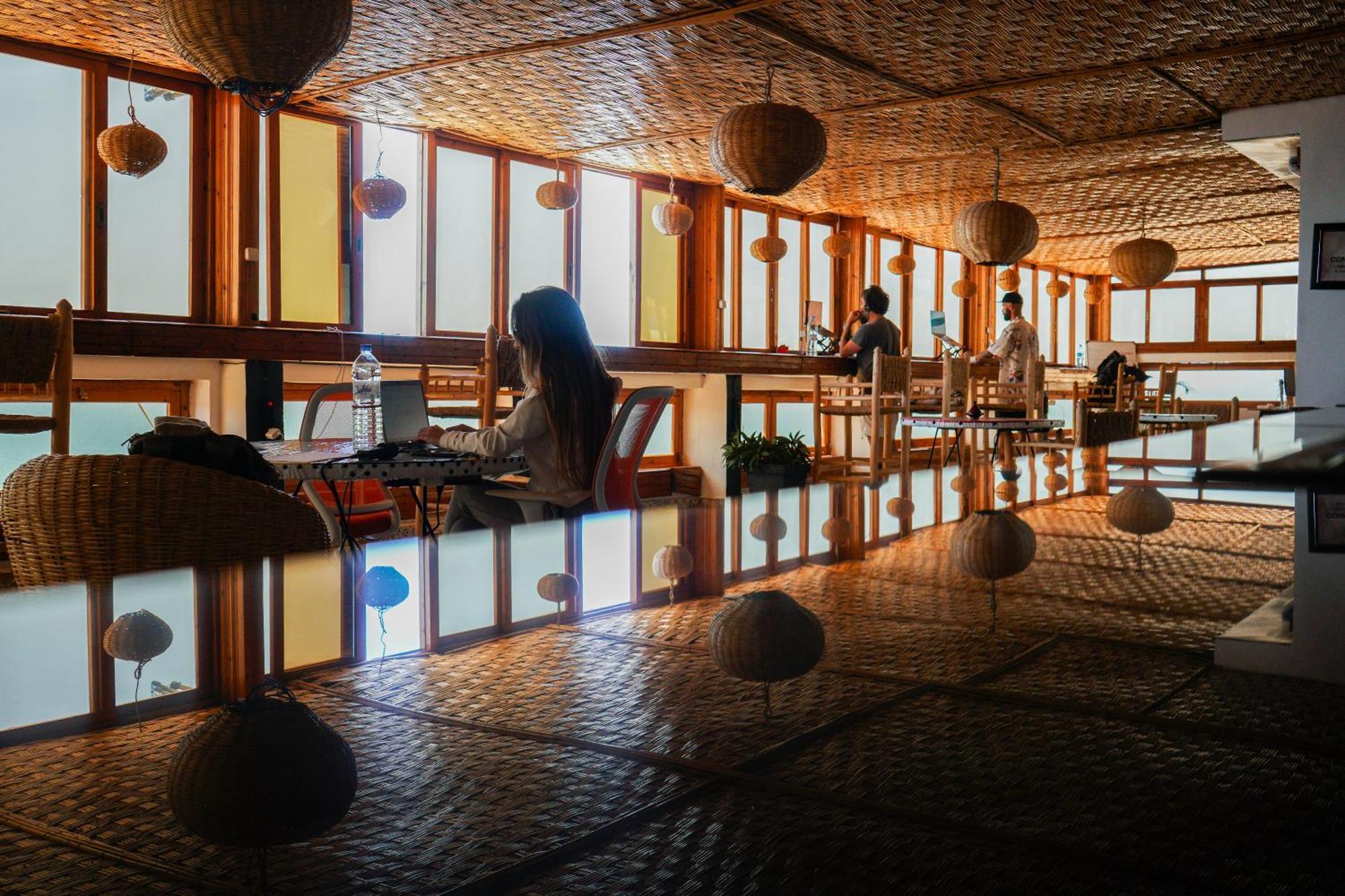 Adventurekeys Surf Yoga Cowork Bed and Breakfast Taghazout Εξωτερικό φωτογραφία